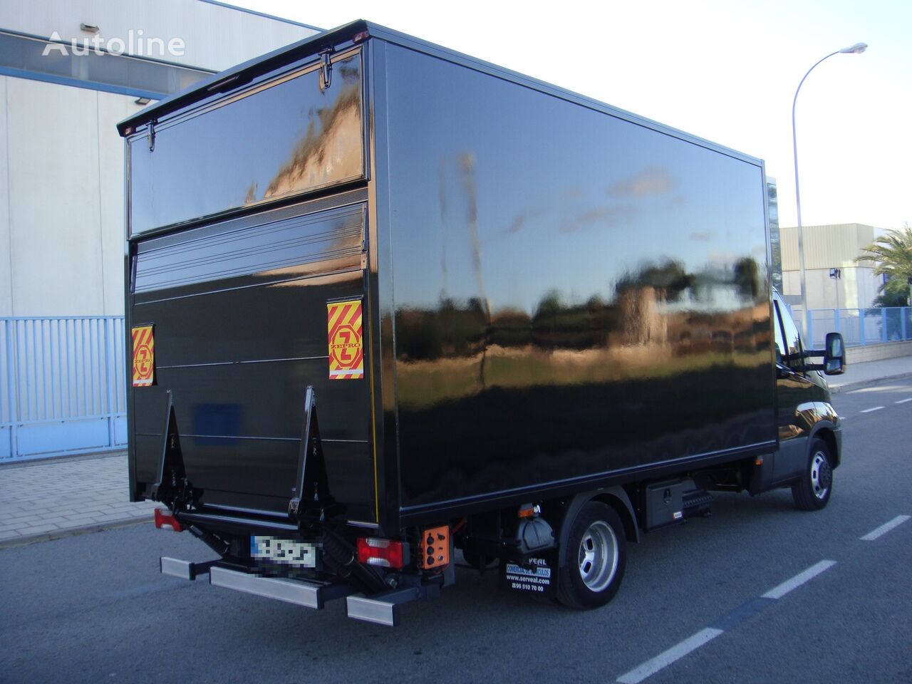 IVECO DAILY 35C15  box truck