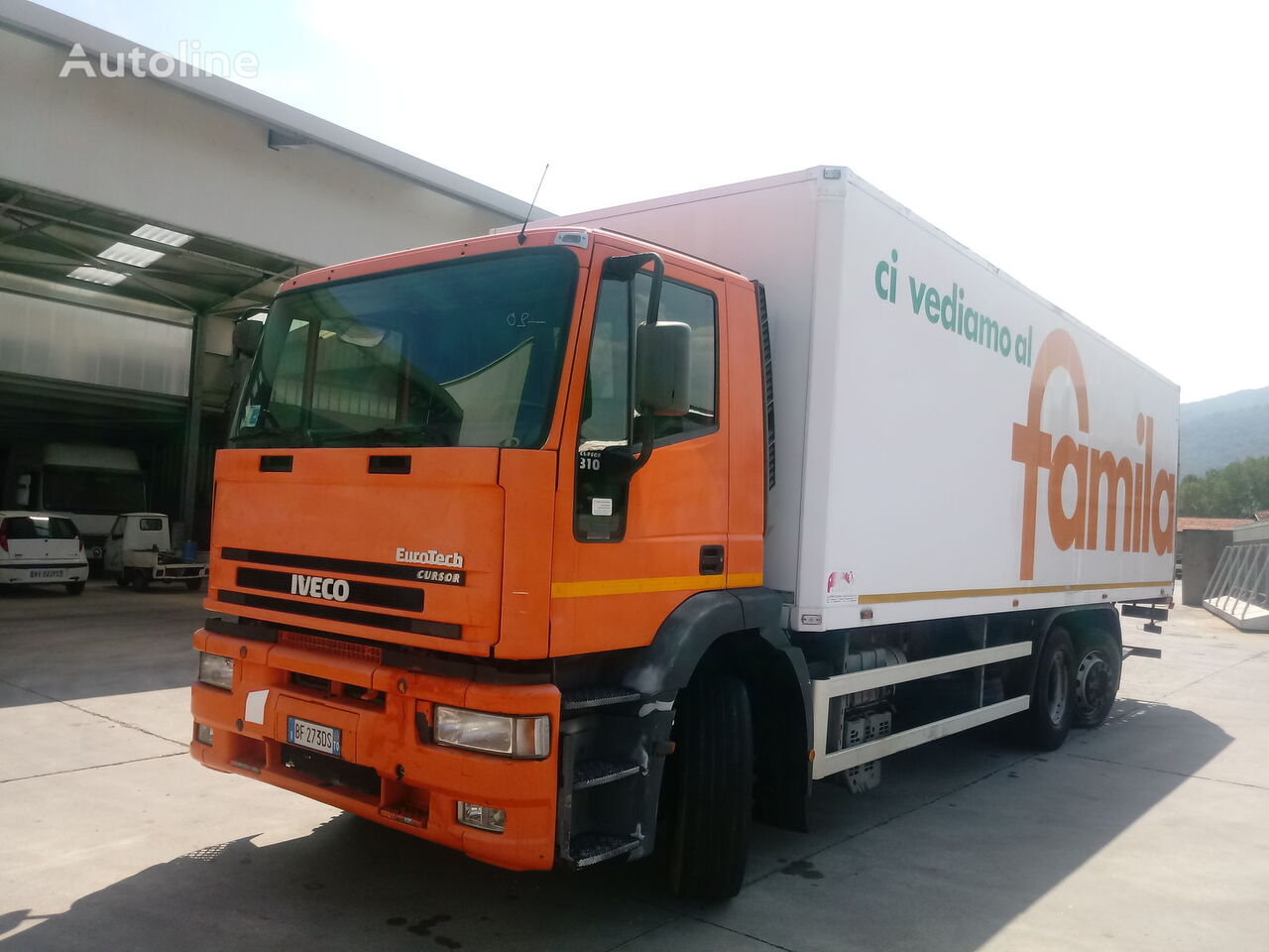 IVECO EUROTEK 260E31Y/PS box truck