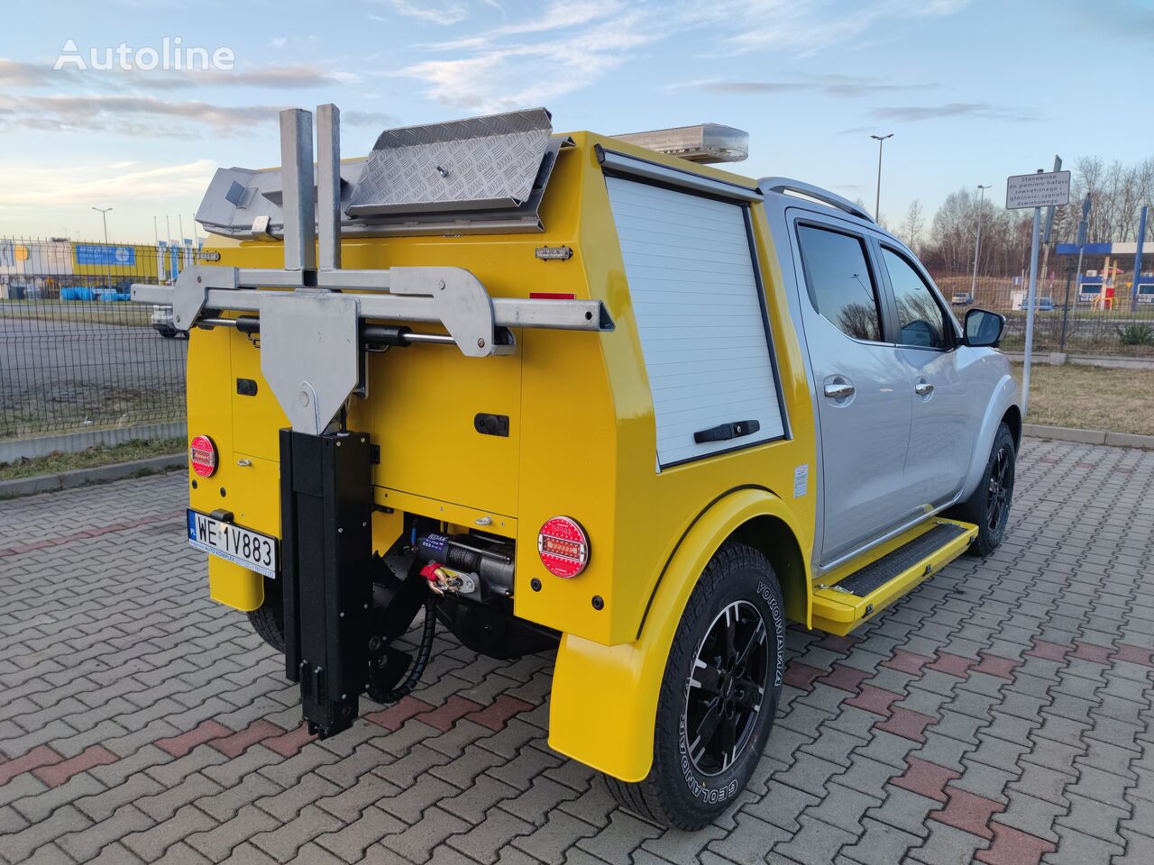 new Nissan NAVARA  tow truck < 3.5t