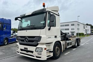 Mercedes-Benz Actros 2544 6x2 Hiab 21T hook lift truck
