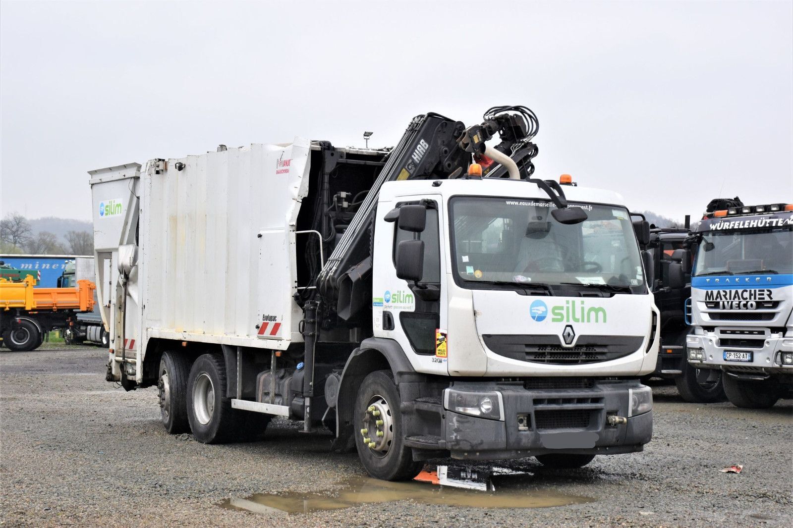 Renault Premium 320DXI garbage truck