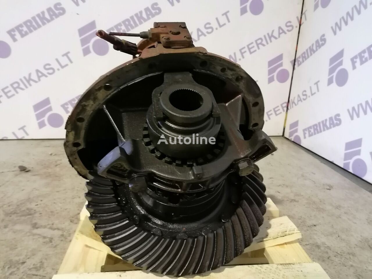 differential for IVECO Eurostar  truck tractor