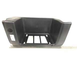 Volvo FH12 1-seeria (01.93-12.02) 8141003 footboard for Volvo FH12, FH16, NH12, FH, VNL780 (1993-2014) truck tractor