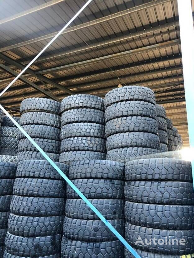 new Pirelli 1400R20  Nice used. Export to Africa truck tire