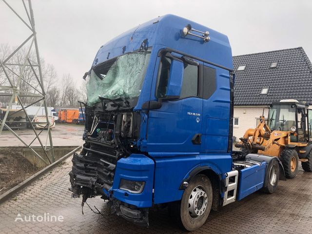 damaged MAN TGX 18.510 Retarder beschädigt truck tractor